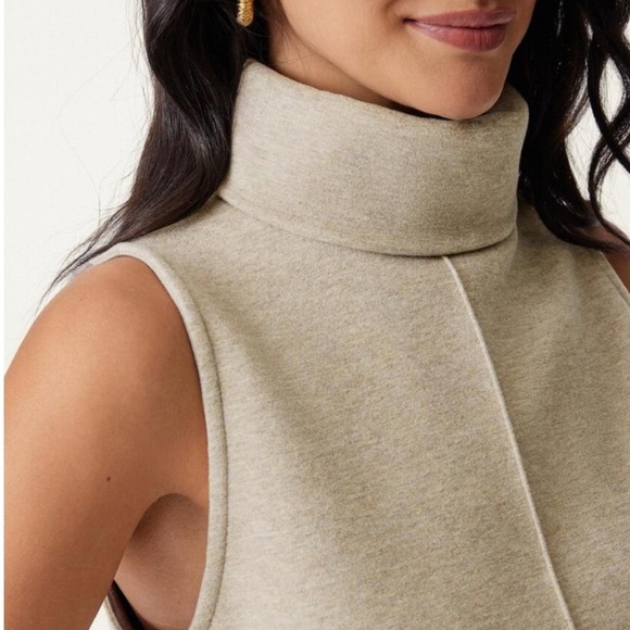 OGL FuzzLuxe Turtle Neck Split Hem Top - Heather Beige Size S - Picture 2 of 3